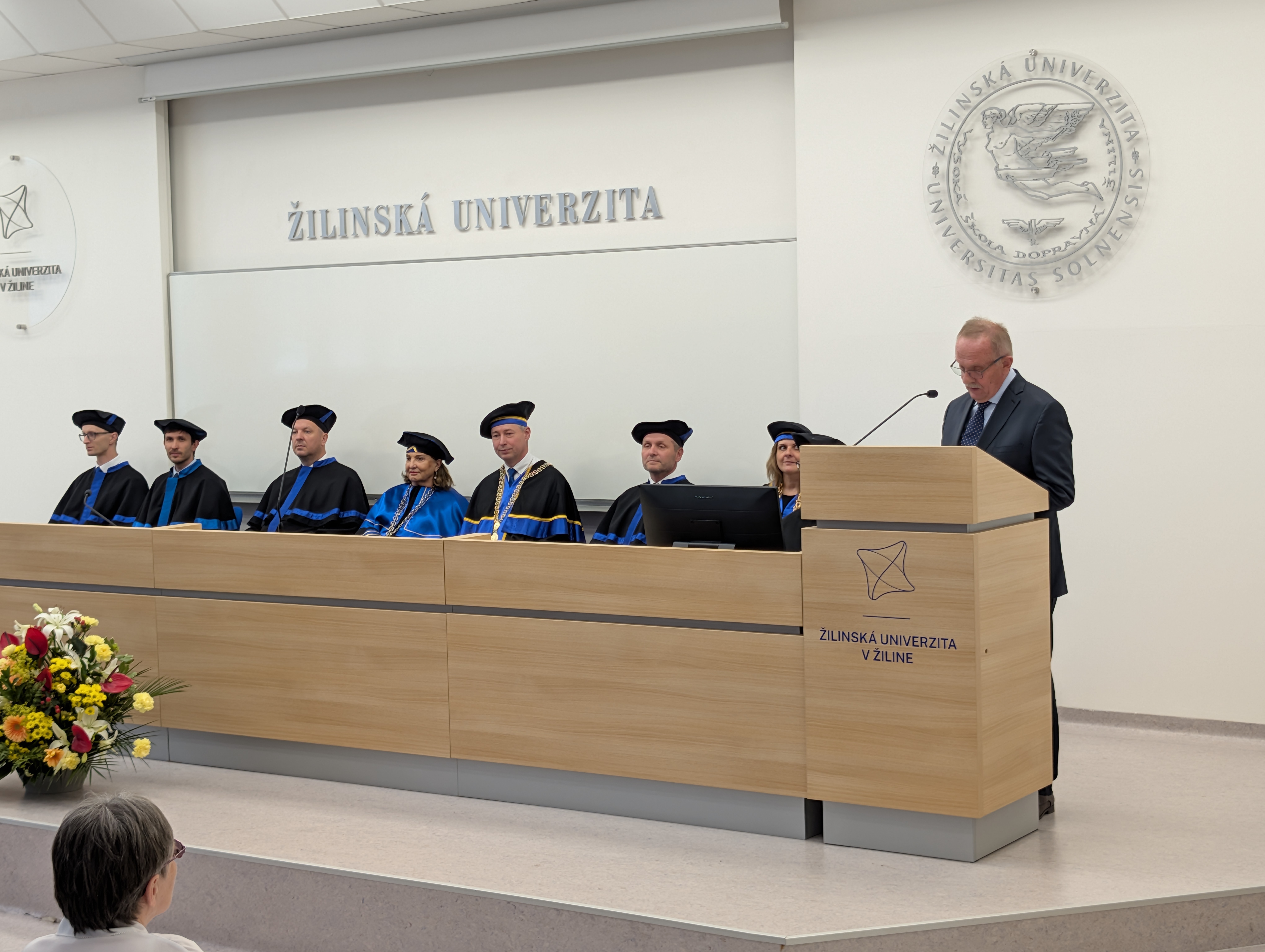 PXL 20250620 090929633